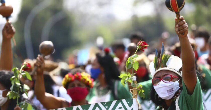 Hoje é Dia: luta dos povos indígenas e internet segura são destaques