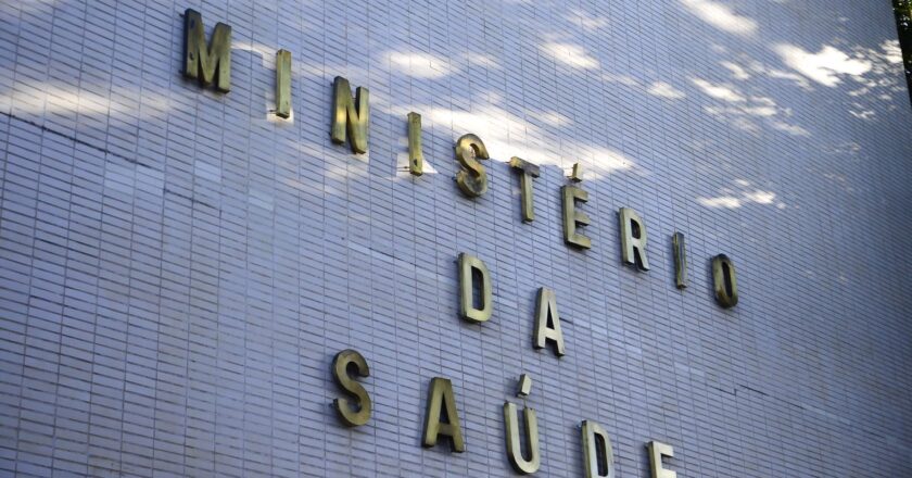 Governo quer reavaliar pisos para gastos com saúde e educação