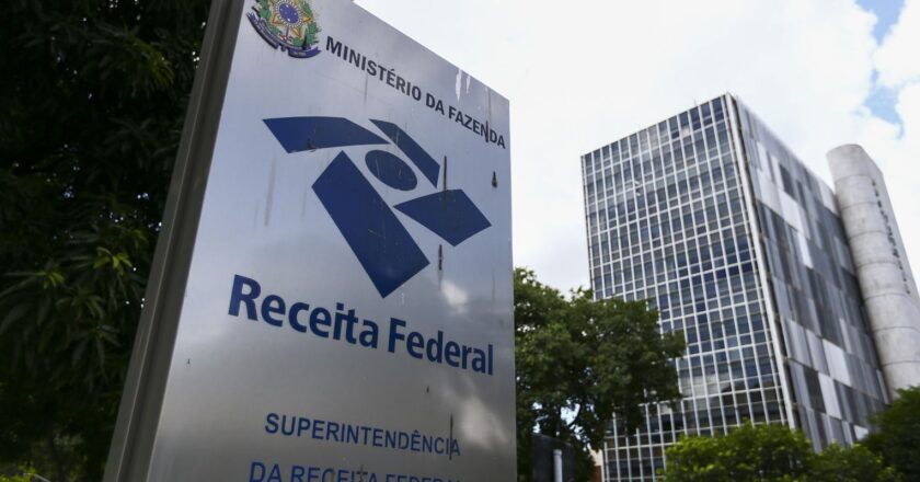 Receita quer intensificar fiscalização de impostos de importação