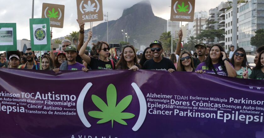 Marcha da Maconha no Rio defende legalização que inclua favelas