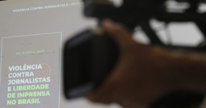 Liberdade de imprensa deve ser garantia da sociedade, dizem entidades