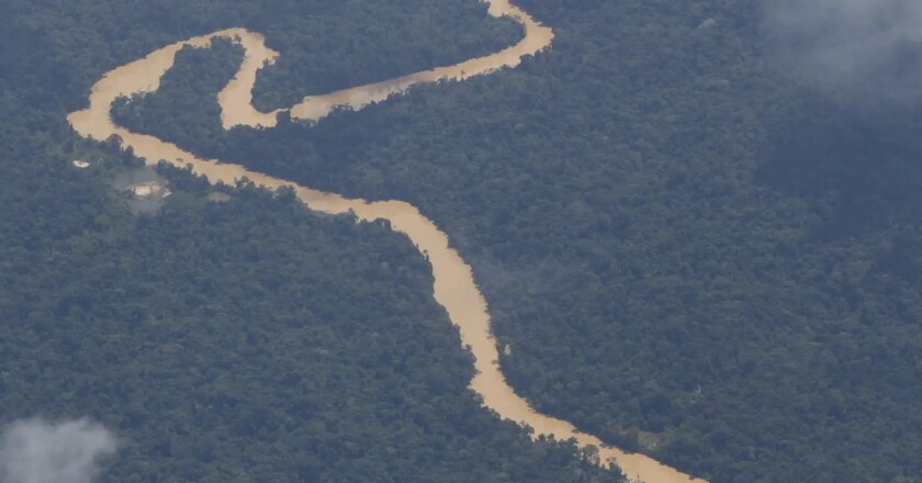 Brazil extends authorization for use of Yanomami airspace until May