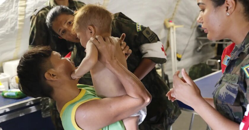 Mortalidade infantil Yanomami é 10 vezes maior que a do país