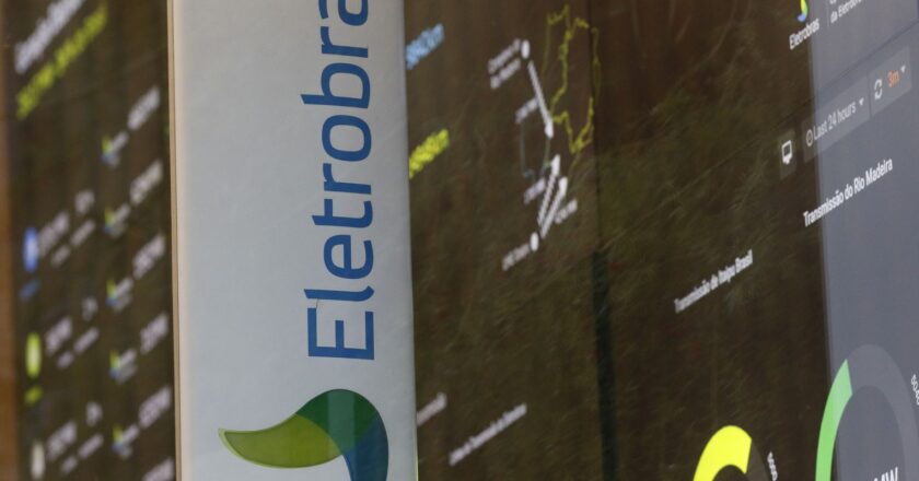 Em São Paulo, ministro critica modelo de privatização da Eletrobras