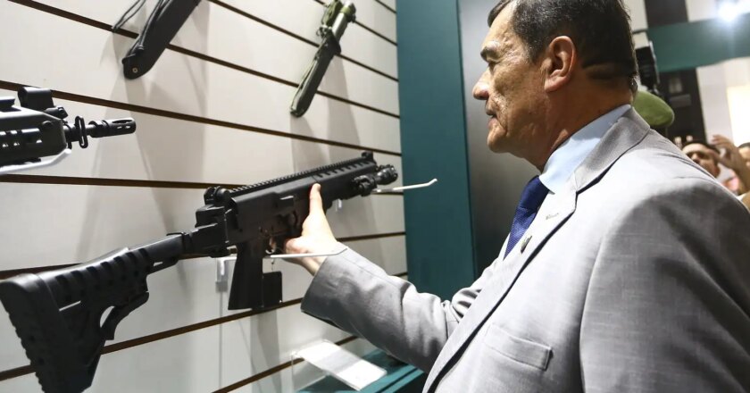 Ministro diz que investimentos em Defesa estimulam desenvolvimento