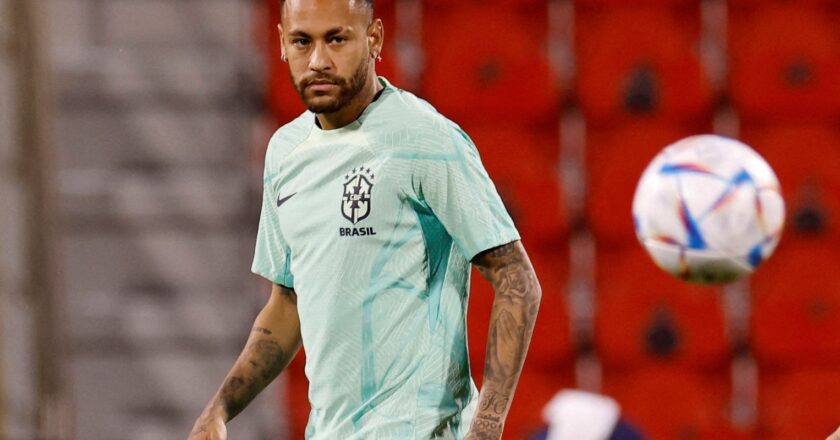 Brasil espera contar com Neymar nas oitavas, diz auxiliar de Tite