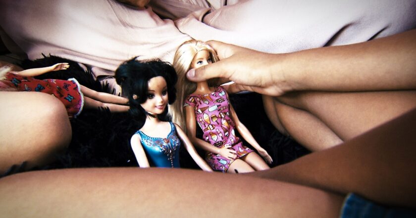 Órfãos do feminicídio é tema do Caminhos da Reportagem deste domingo