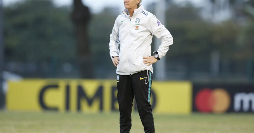 Pia Sundhage é uma das 3 técnicas finalistas ao Prêmio Fifa The Best