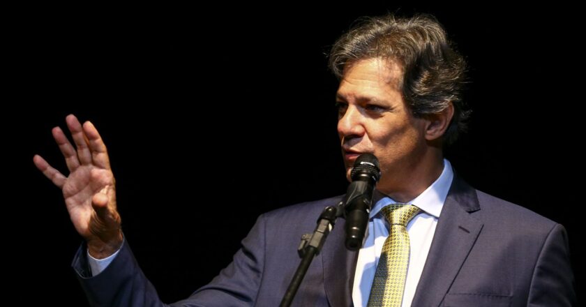 Na Índia, Haddad mostra preocupação com juros altos e crise climática