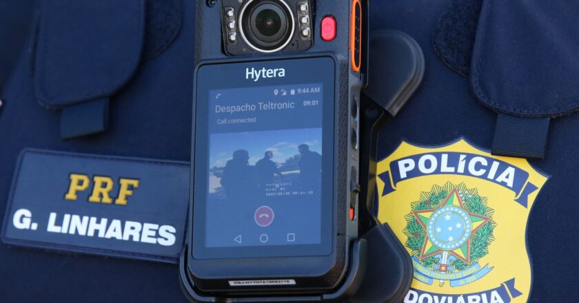 Policiais rodoviários federais usarão câmeras a partir de 2024