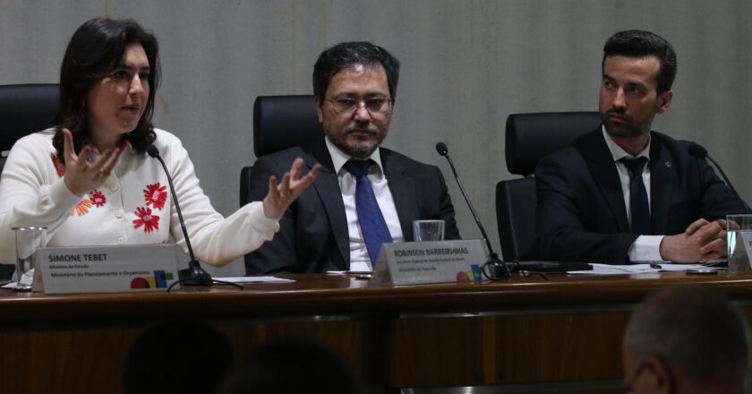 Ministra condiciona custeio de despesas à aprovação de regra fiscal