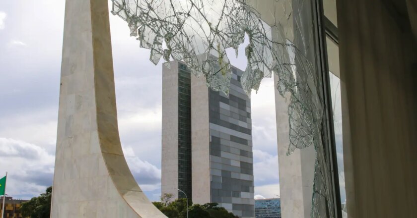 Lula e Biden conversam sobre atos golpistas no Brasil