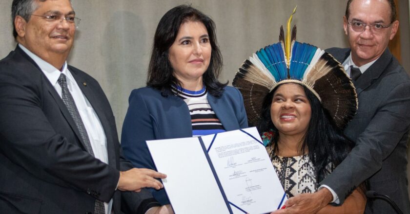 Dino critica “negacionismo” e quer agilidade em censo Yanomami