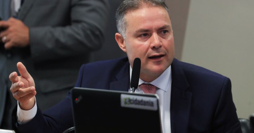 No Senado, Renan Filho defende que arcabouço considere investimentos