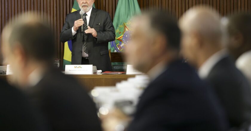Está proibido ter novas ideias antes de cumprir o prometido, diz Lula