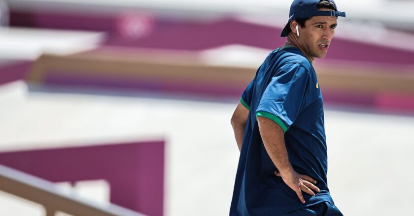 Kelvin Hoefler é prata no skate street da etapa japonesa dos X-Games