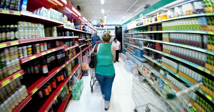 Reforma pode gerar alta de 60% em impostos de itens da cesta básica