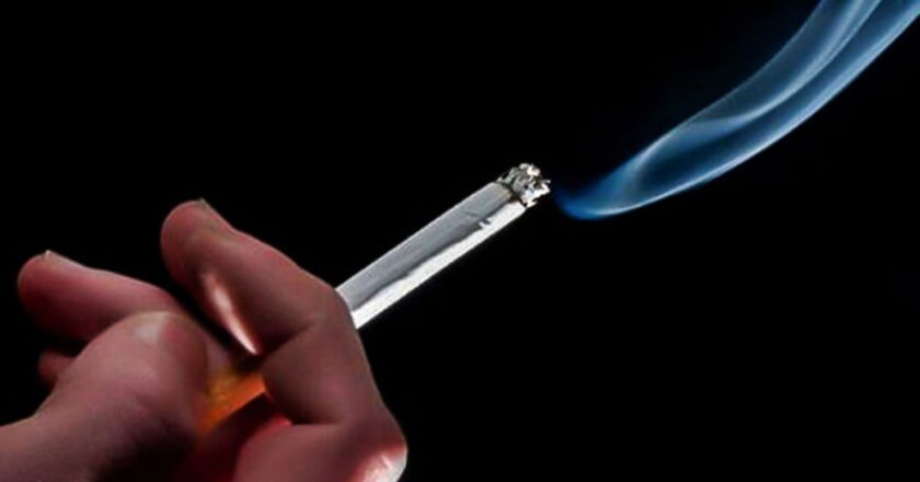 Nove em cada dez adolescentes compram cigarro em comércio autorizado