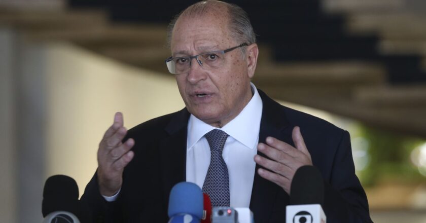 Vicepresidente brasileño aboga por una reforma fiscal todavía este año