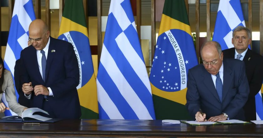 Brasil e Grécia firmam cooperação em defesa, serviços aéreos e turismo