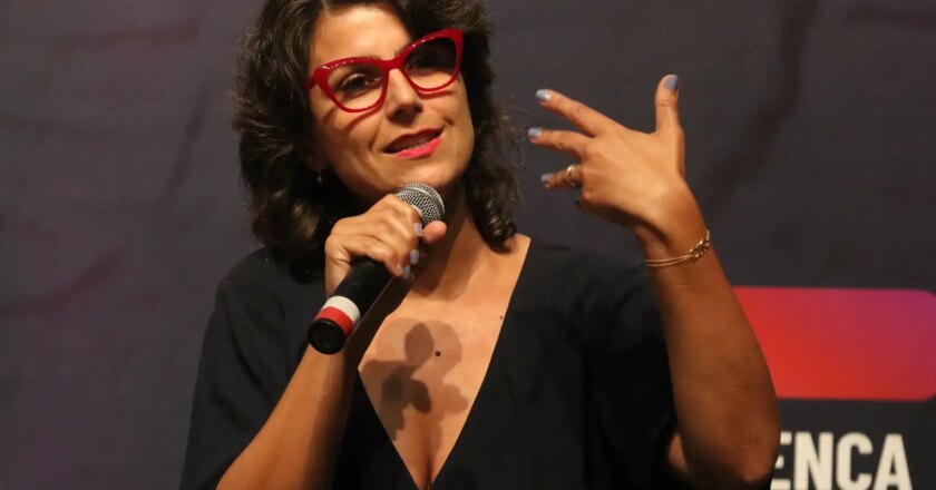 “Sem mulheres e negros não há desenvolvimento”, diz Manuela D’Ávila