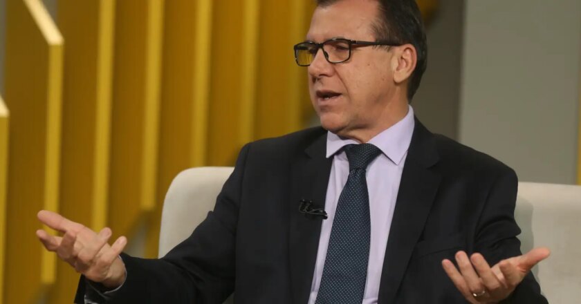 Na Fiesp, ministro Marinho diz que pretende rever saque-aniversário