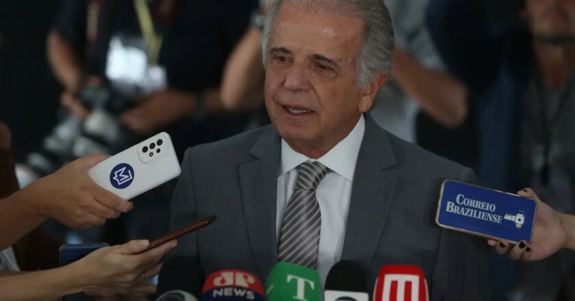 Múcio descarta envolvimento de Forças Armadas em atos golpistas