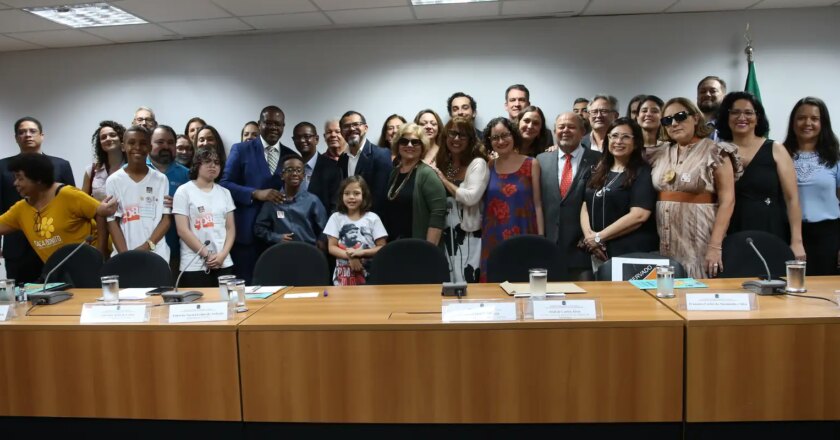 Tomam posse novos conselheiros do Conanda