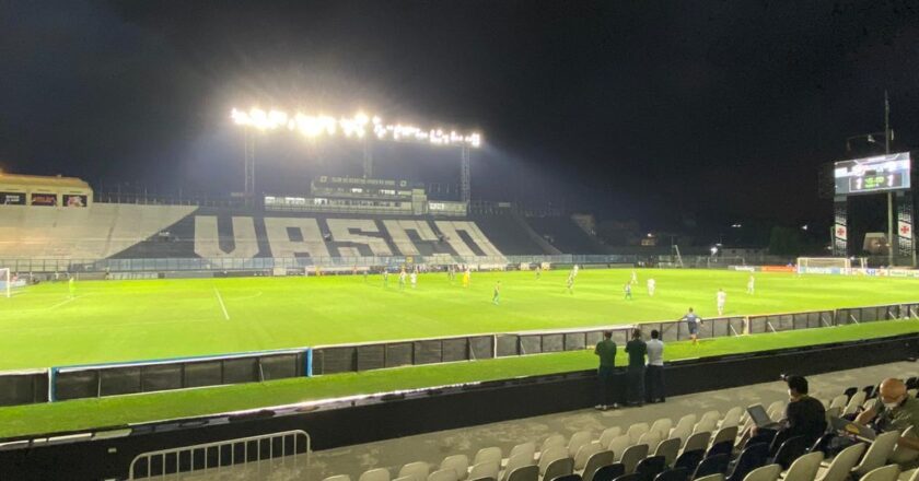 Brasileiro: sem vencer há 4 jogos, Vasco encara Santos em São Januário