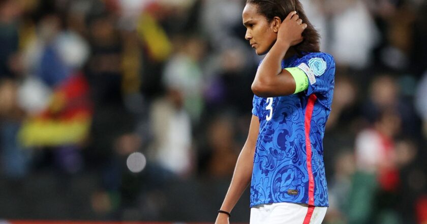 Capitã da seleção francesa não irá à Copa para cuidar da sáude mental