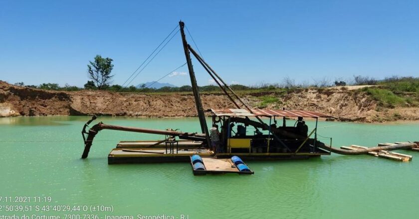 Extração ilegal de areia se aproxima de R$ 20 bilhões ao ano