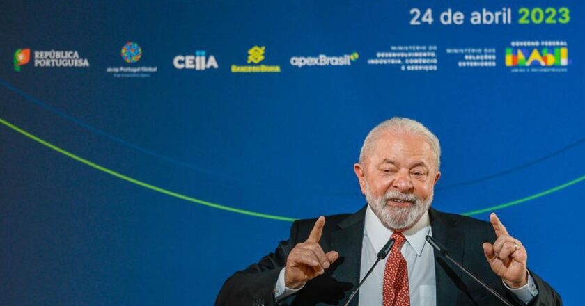 Lula é recebido na Assembleia da República e encerra visita a Portugal